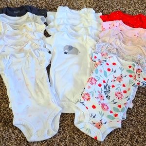 Newborn Clothes & Accessories